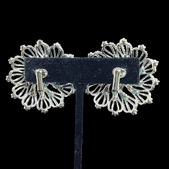 Vintage Emmons Silver Tone Spiral Flower Clip On Earrings (4629) - Picture 2 of 3